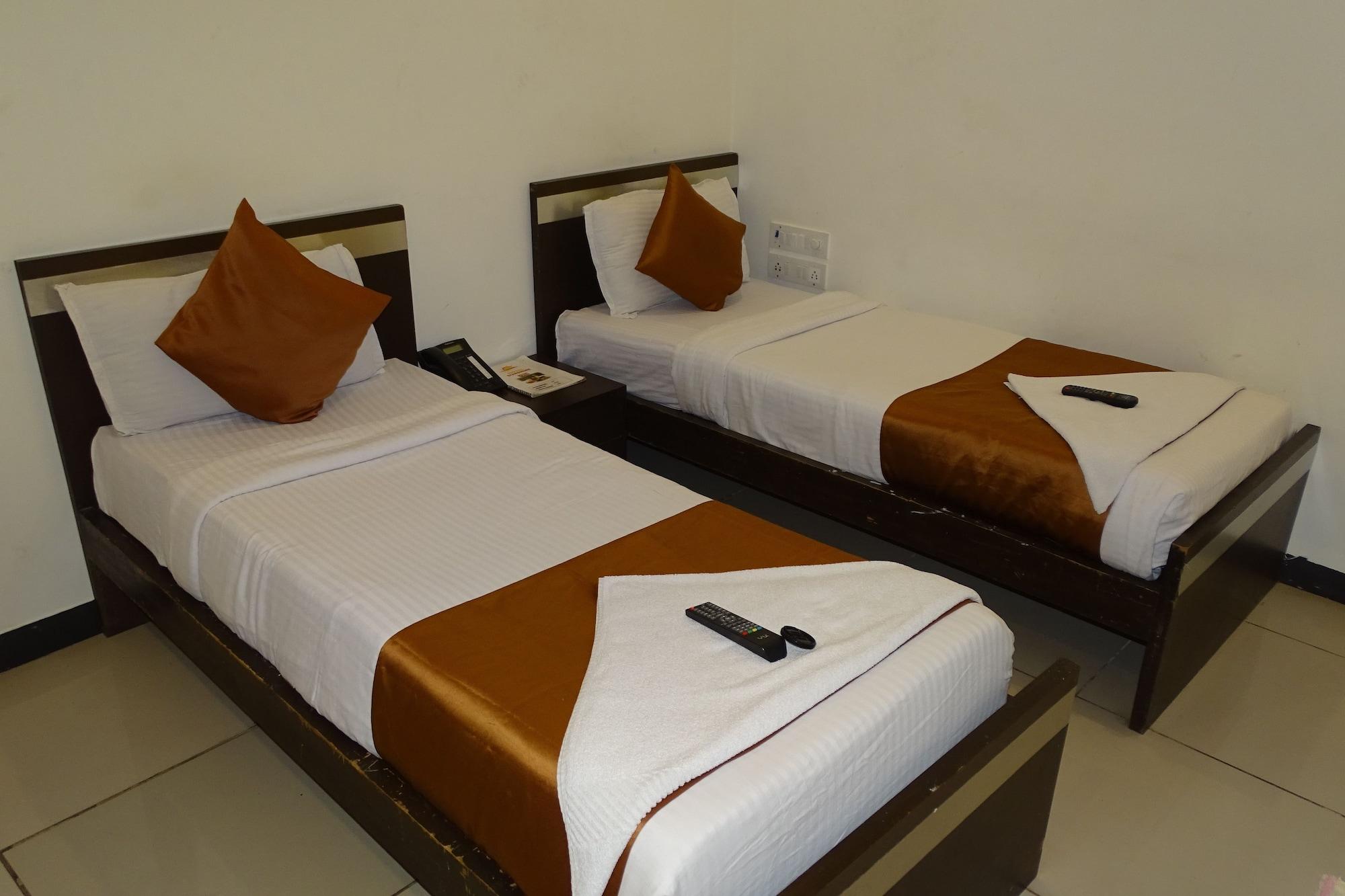 Hotel Sunshine Airport Βομβάη Εξωτερικό φωτογραφία
