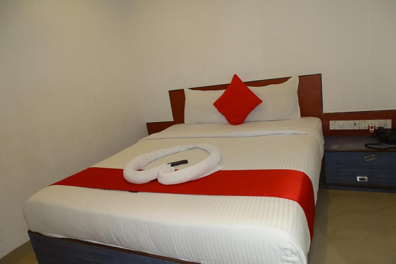 Hotel Sunshine Airport Βομβάη Εξωτερικό φωτογραφία