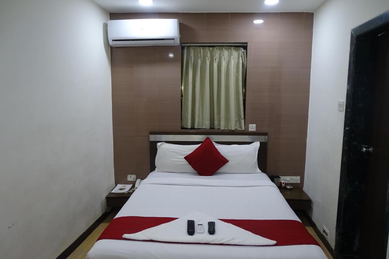 Hotel Sunshine Airport Βομβάη Εξωτερικό φωτογραφία